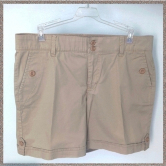 Gloria Vanderbilt Pants - Khaki Shorts Tan Size 10 Gloria Vanderbilt Walmart Spring Summer